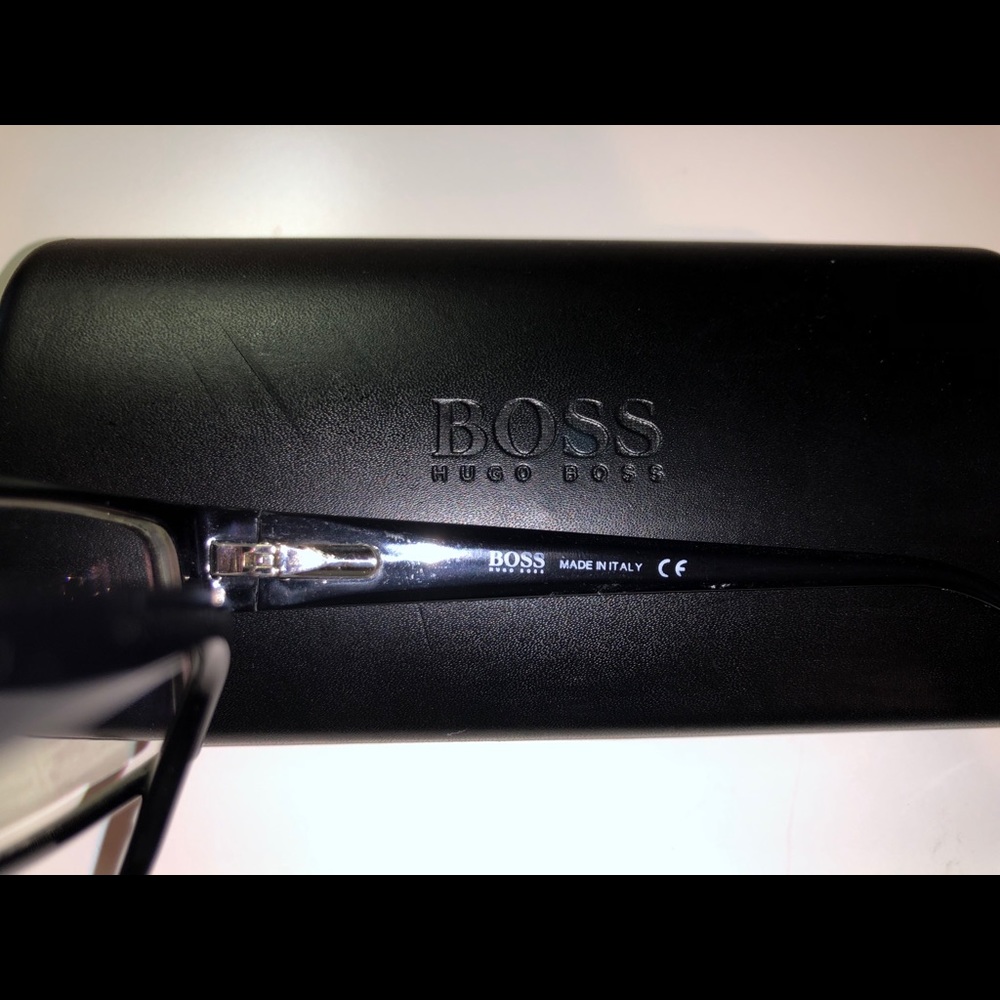 👓Hugo Boss Eyeglasses - Picture 3 of 5
